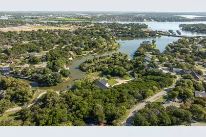 508 Crestwood Drive, Granbury, TX 76048 - Photo 11