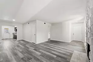 10650 Steppington Dr, Dallas, TX 75230 - Photo 13