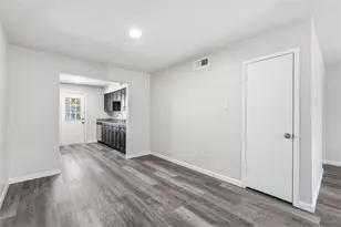 10650 Steppington Dr, Dallas, TX 75230 - Photo 15