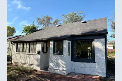 915 Hartsdale Drive, Dallas, TX 75211 - Photo 3