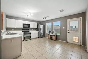 1217 Golden Sand Dr, Denton, TX 76210 - Photo 5