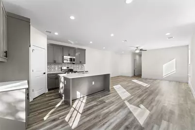 501 N Moore Street, Dallas, TX 75203 - Photo 11