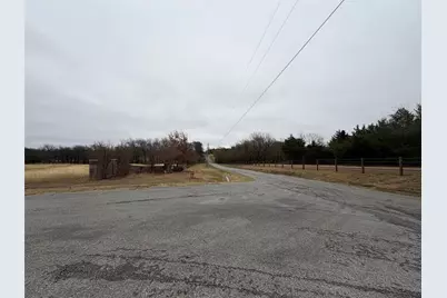 20 Golf Walk Circle, Denison, TX 75020 - Photo 11