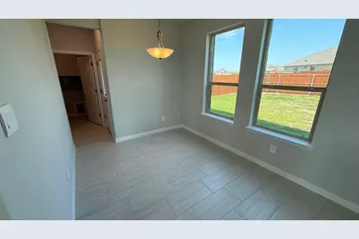 105 Seabiscuit Court, Granbury, TX 76049 - Photo 3