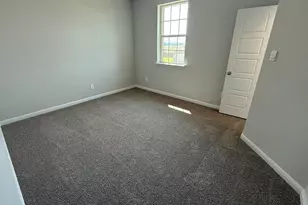 105 Seabiscuit Ct, Granbury, TX 76049 - Photo 13