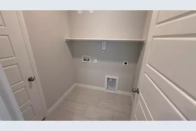 105 Seabiscuit Court, Granbury, TX 76049 - Photo 15