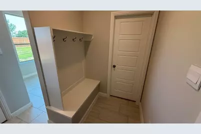 105 Seabiscuit Court, Granbury, TX 76049 - Photo 19