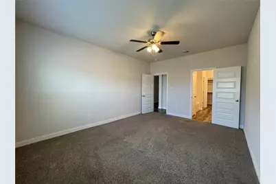 206 S Nolan River Road #6, Cleburne, TX 76033 - Photo 5