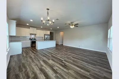 206 S Nolan River Road #6, Cleburne, TX 76033 - Photo 1