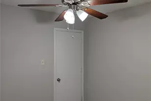 1909 Willow Vale Dr, Fort Worth, TX 76134 - Photo 13