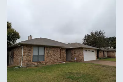 1909 Willow Vale Drive, Fort Worth, TX 76134 - Photo 3