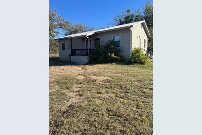 1310 N Mesquite Street N, Goldthwaite, TX 76844 - Photo 1
