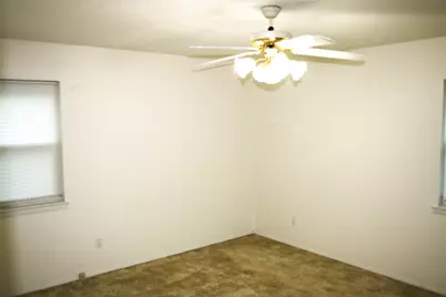 2510 SE 5 1/2 Street, Mineral Wells, TX 76067 - Photo 11