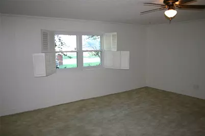 2510 SE 5 1/2 Street, Mineral Wells, TX 76067 - Photo 9