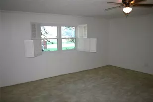 2510 SE 5 1/2 St, Mineral Wells, TX 76067 - Photo 9