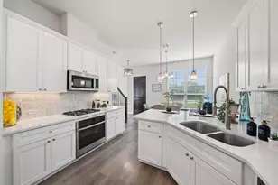 744 Patriot Ln, Irving, TX 75060 - Photo 13