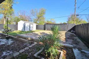 2914 Britton Dr, Dallas, TX 75216 - Photo 29