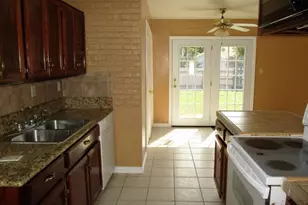 1201 Independence Trail, Grand Prairie, TX 75052 - Photo 3