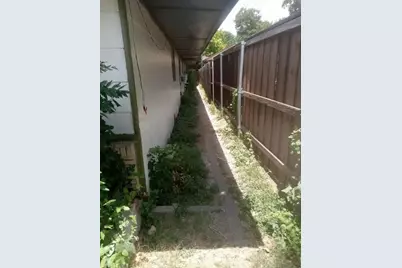 909 E Harvey Avenue #6, Fort Worth, TX 76104 - Photo 13