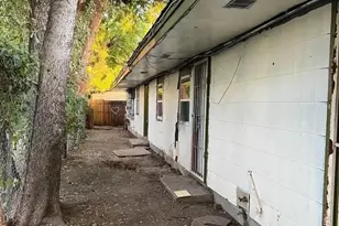 909 E Harvey Ave, Fort Worth, TX 76104 - Photo 17