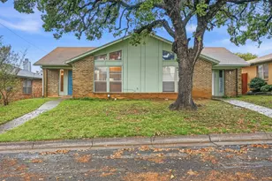 518 Guerin Dr, Arlington, TX 76012 - Photo 1