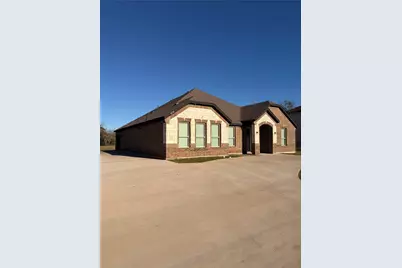 4274 Elkins Avenue, Lancaster, TX 75134 - Photo 3
