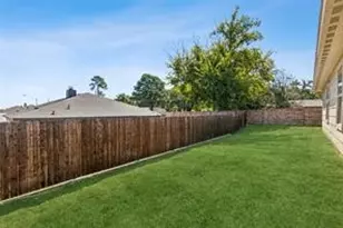 287 Marina Dr, Azle, TX 76020 - Photo 3