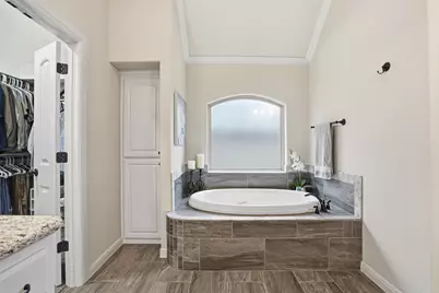 1022 Anna Circle, Granbury, TX 76048 - Photo 25