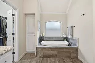 1022 Anna Cir, Granbury, TX 76048 - Photo 25