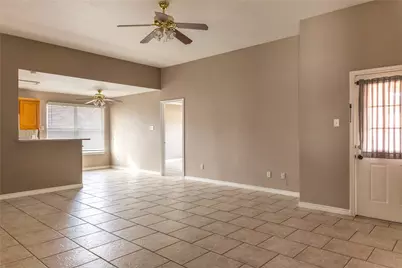 6630 Blue Water Circle, Granbury, TX 76049 - Photo 5