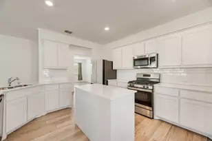 3305 Appleton St, Little Elm, TX 75068 - Photo 3