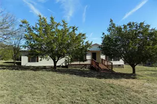 108 Jade Ct, Weatherford, TX 76087 - Photo 3