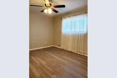 202 W Whitewright Road, Savoy, TX 75479 - Photo 11