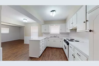 1917 Yarborough Drive, Sherman, TX 75092 - Photo 9