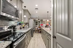 649 Wedgewood Dr, China Spring, TX 76633 - Photo 9