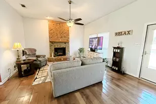 610 Farrar Rd, Waxahachie, TX 75165 - Photo 7