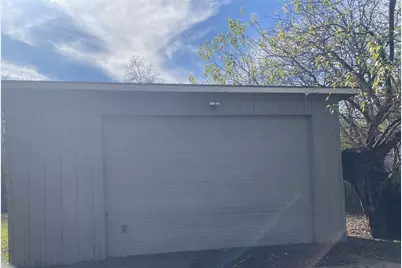 1710 N Travis Street, Sherman, TX 75092 - Photo 17