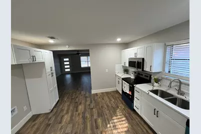 1728 W Washington Street, Denison, TX 75020 - Photo 3