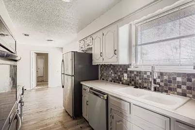 108 Pearly Top Drive, Glenn Heights, TX 75154 - Photo 9