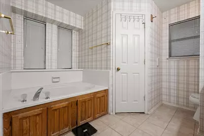 817 Fondren Drive, Arlington, TX 76001 - Photo 23