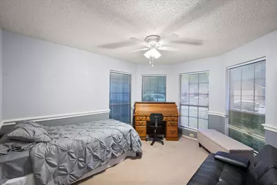 817 Fondren Drive, Arlington, TX 76001 - Photo 17