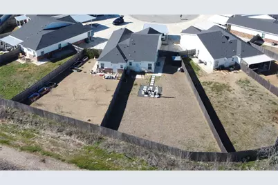 518 Alamo Court, McGregor, TX 76657 - Photo 29