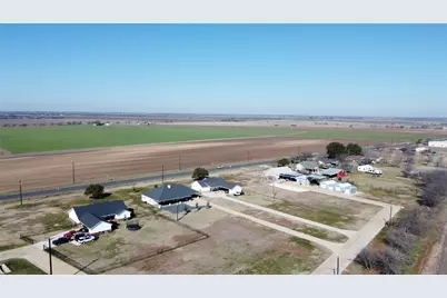 518 Alamo Court, McGregor, TX 76657 - Photo 33