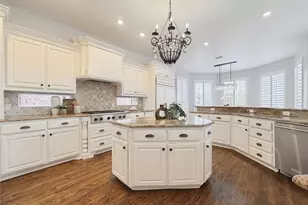 2206 Clearspring Dr N, Irving, TX 75063 - Photo 15