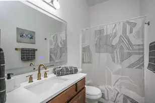 2615 Fox Creek Trail, Arlington, TX 76017 - Photo 11