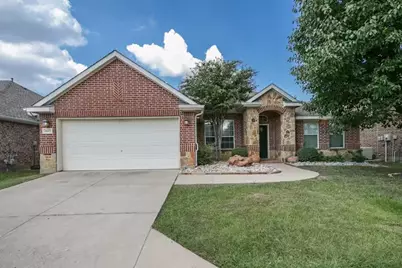 2615 Fox Creek Trail, Arlington, TX 76017 - Photo 1