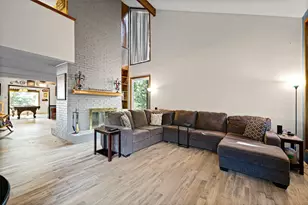 1612 Lakecrest Cir, Granbury, TX 76048 - Photo 11