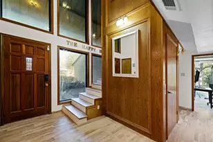 1612 Lakecrest Cir, Granbury, TX 76048 - Photo 9