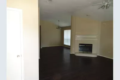 2015 Teagarden Court, Dallas, TX 75217 - Photo 3