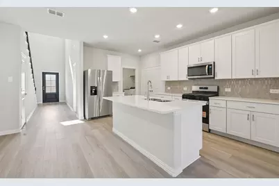 813 Leavenworth Drive, Princeton, TX 75071 - Photo 3